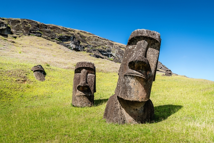rano raraku moais rapa nui