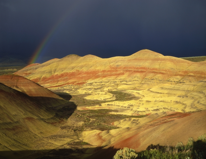 painted hills & rainbow