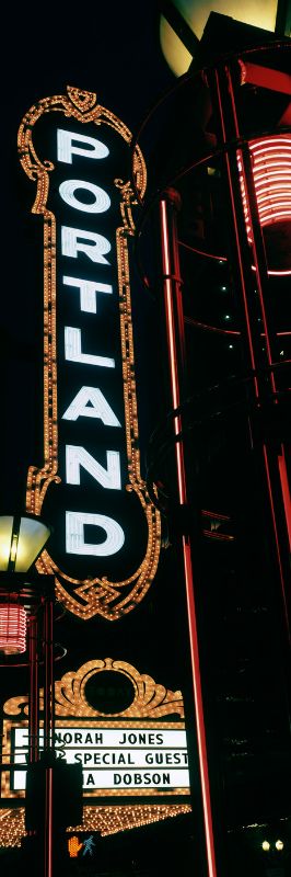 portlandsignowd-1080