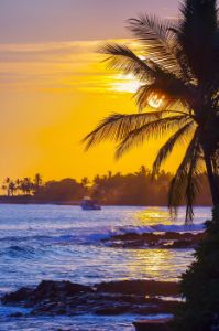 Amazing Pacific Coast Sunset near Kona, Hawaii