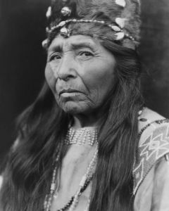 1923 Klamath Woman