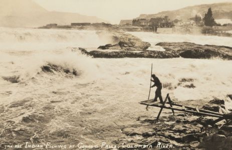 1929  Fishing Celilo Falls Colum
